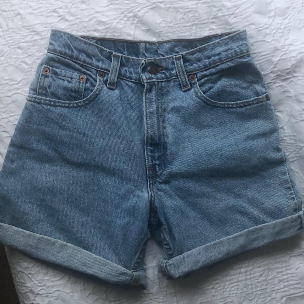 High waist Levi a Denim shorts